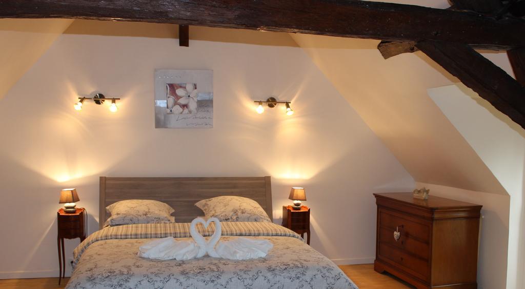 Gites A L'Ombre Des Chenes Chateauvieux  Номер фото